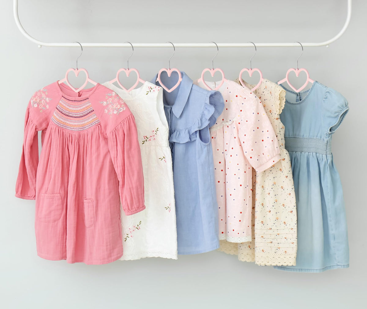 GOSCHE Kids Velvet Hanger ultra-slim design saves space