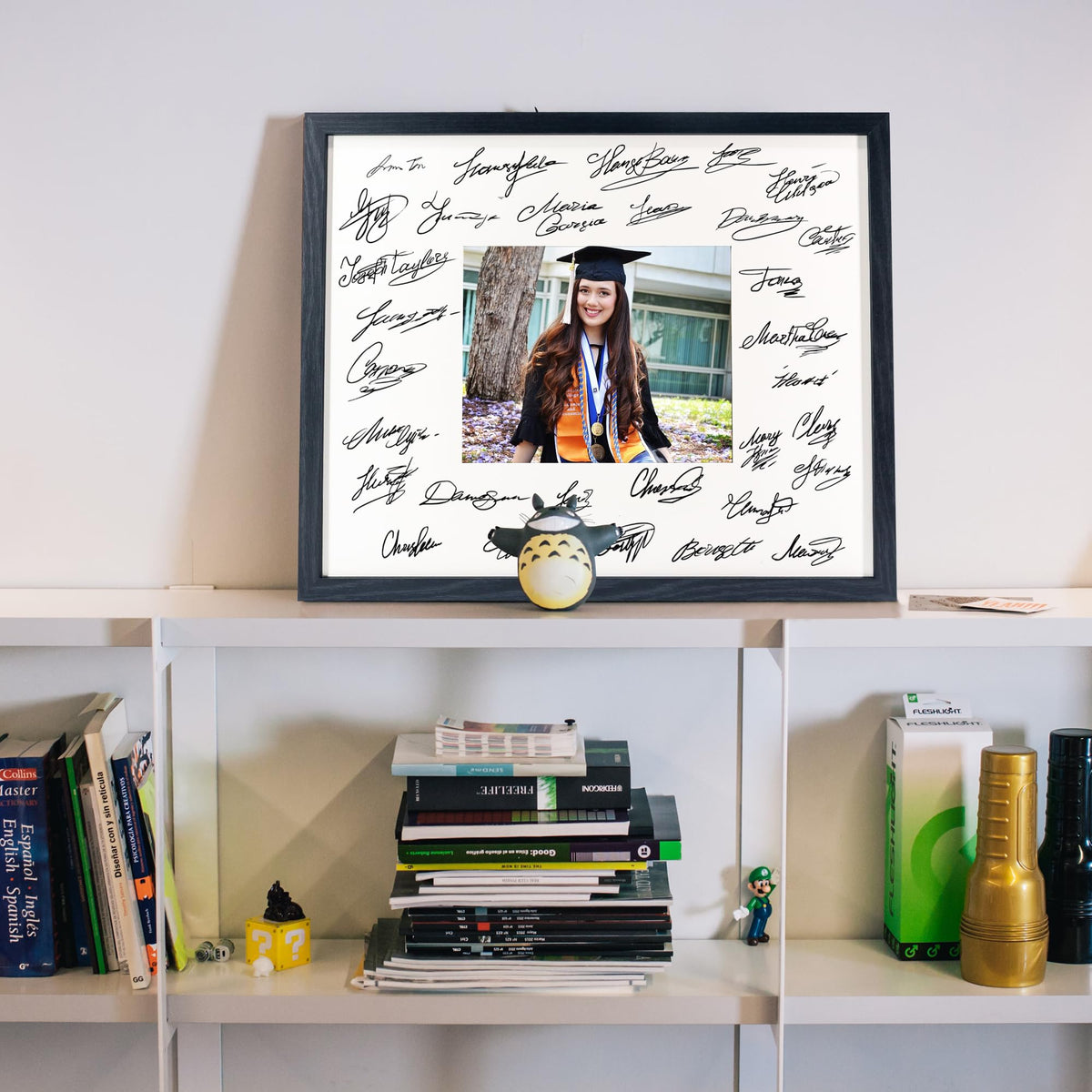 GraduatePro signable mat enables guest messages at events