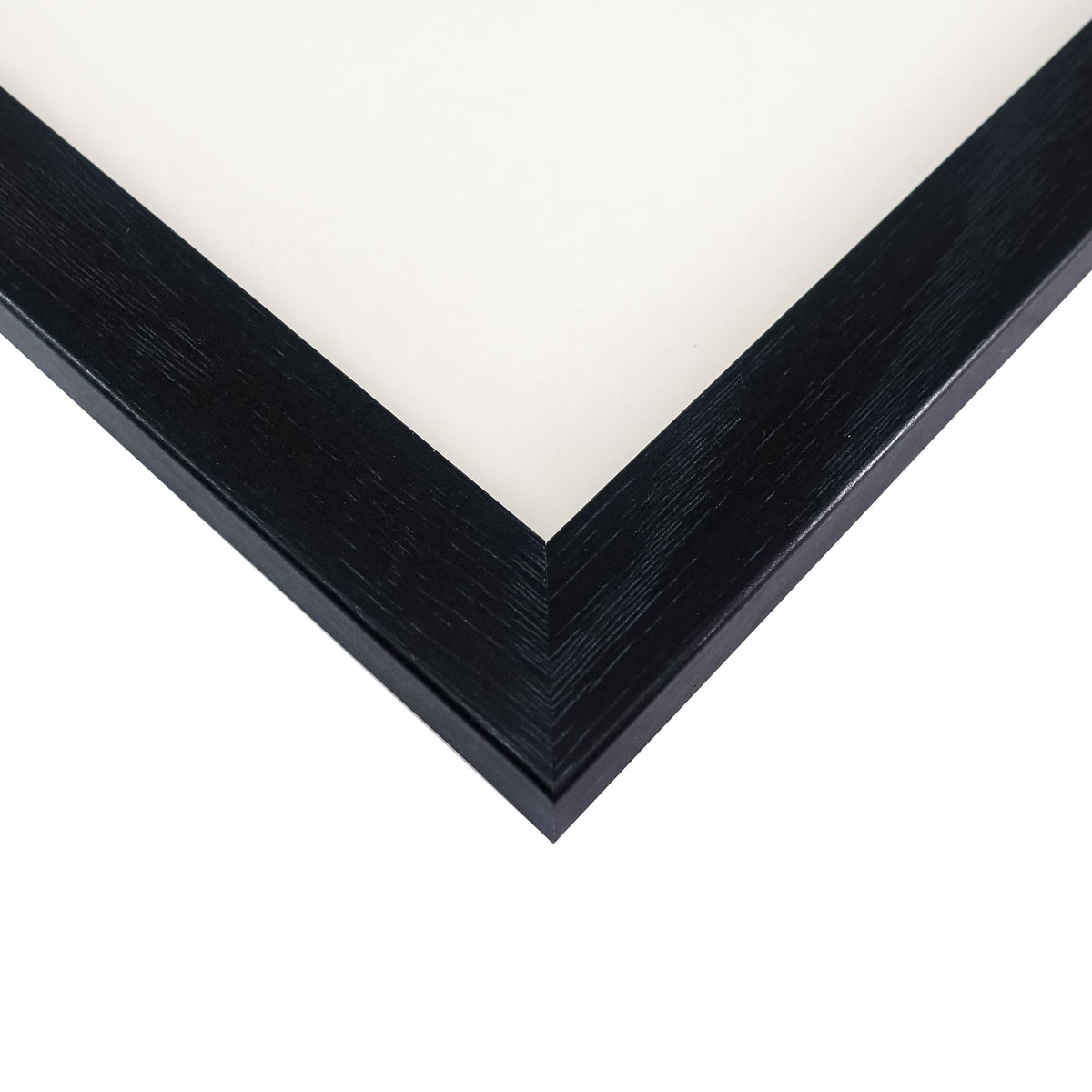 GraduationMall white mat invites guests to sign at events.