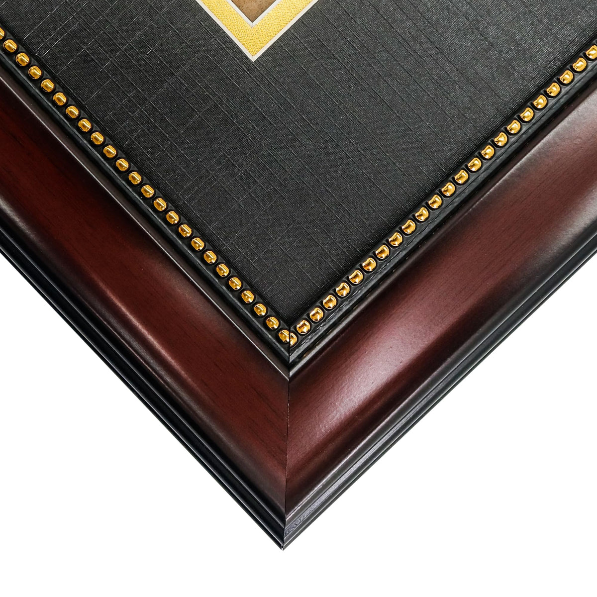 GraduationMall UV-protective glass shields diplomas from dust and fading.