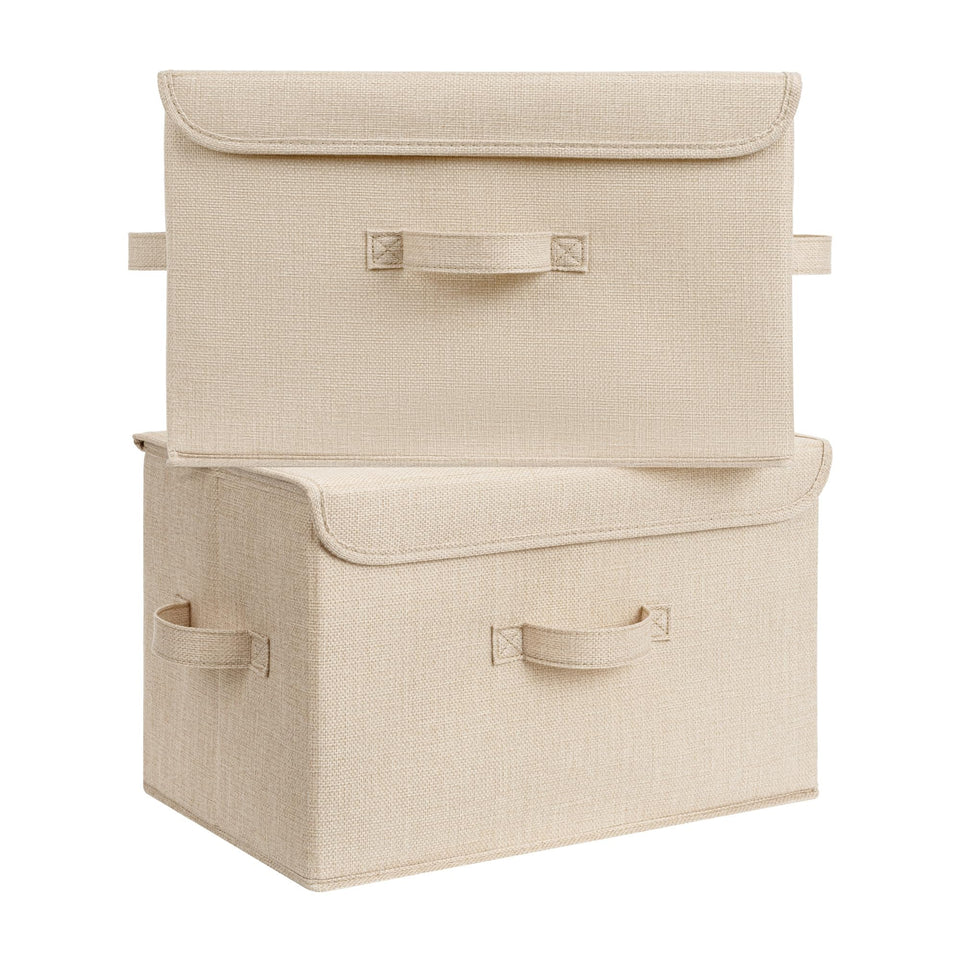 GRANNY SAYS storage basket with lid keeps clothing organized and dust-free.