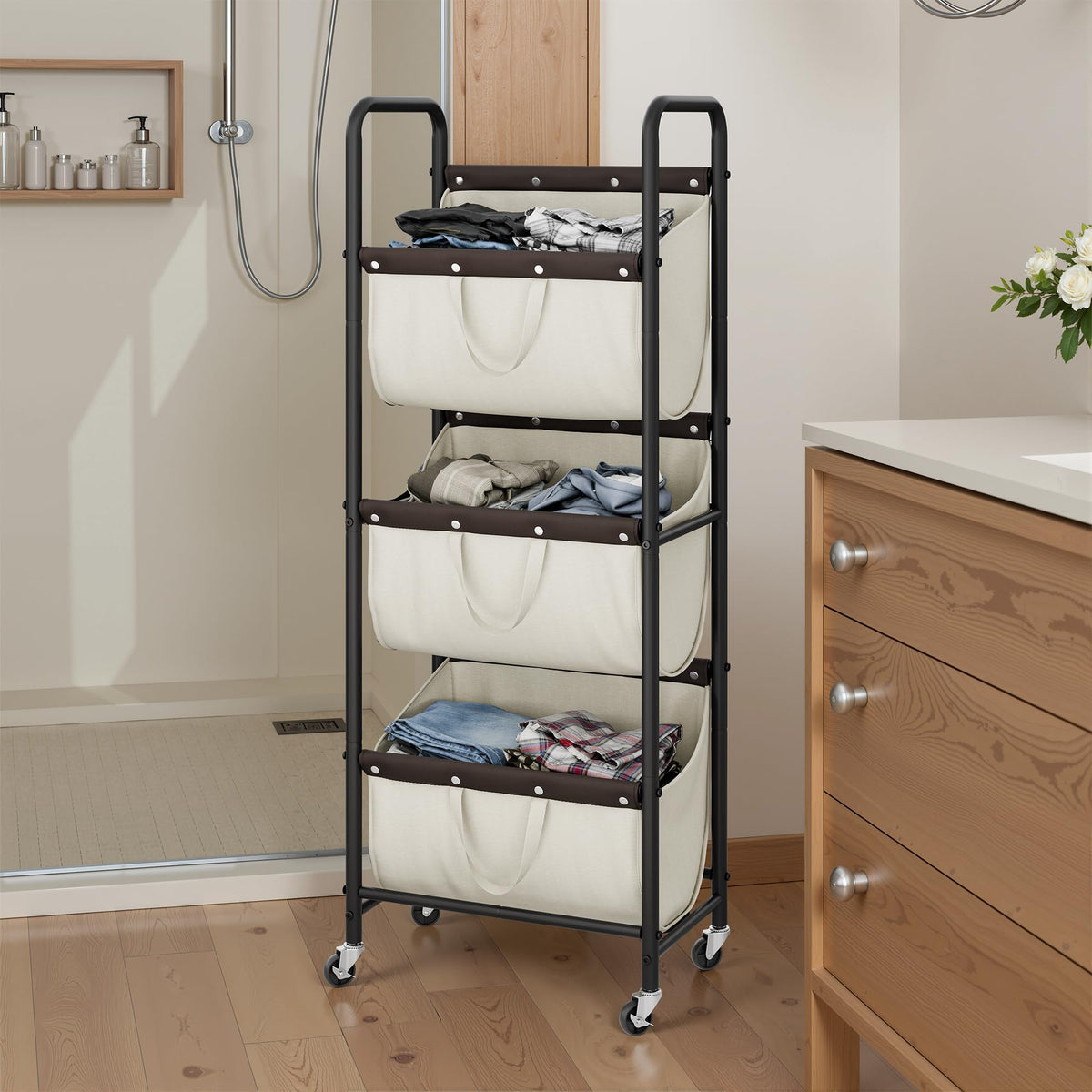 GRANNY SAYS dorm-use setup; compact and portable laundry solution.
