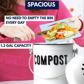 Granrosi compost bin carry handle for easy outdoor transfer and emptying.