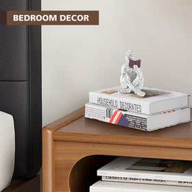 GRAPMKTG resin-crafted figure provides durable, timeless shelf appeal