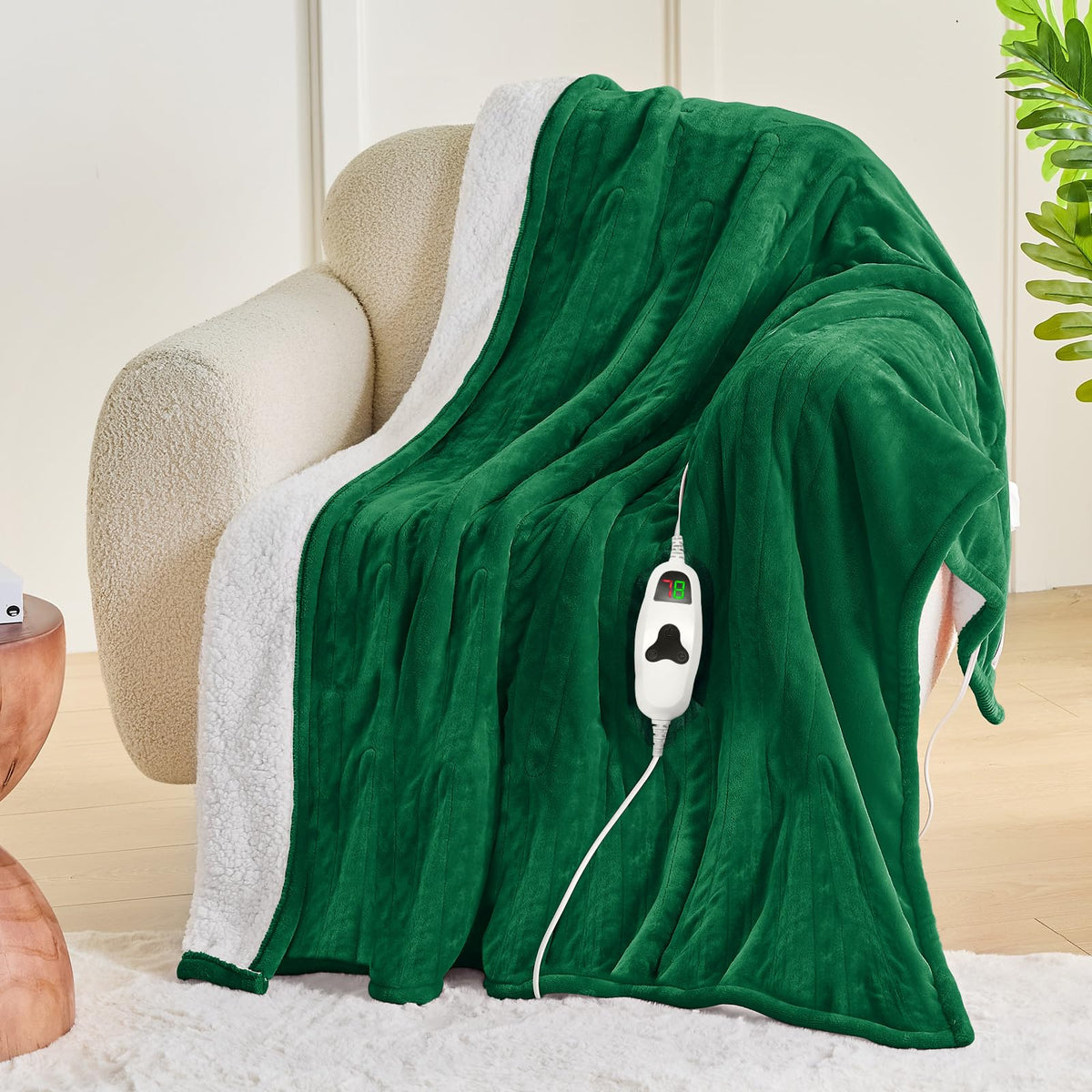 Greenoak heated blanket emerald green in gift packaging for thoughtful present