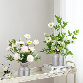 GRETJOB durable galvanized metal construction supports long-term decor use.