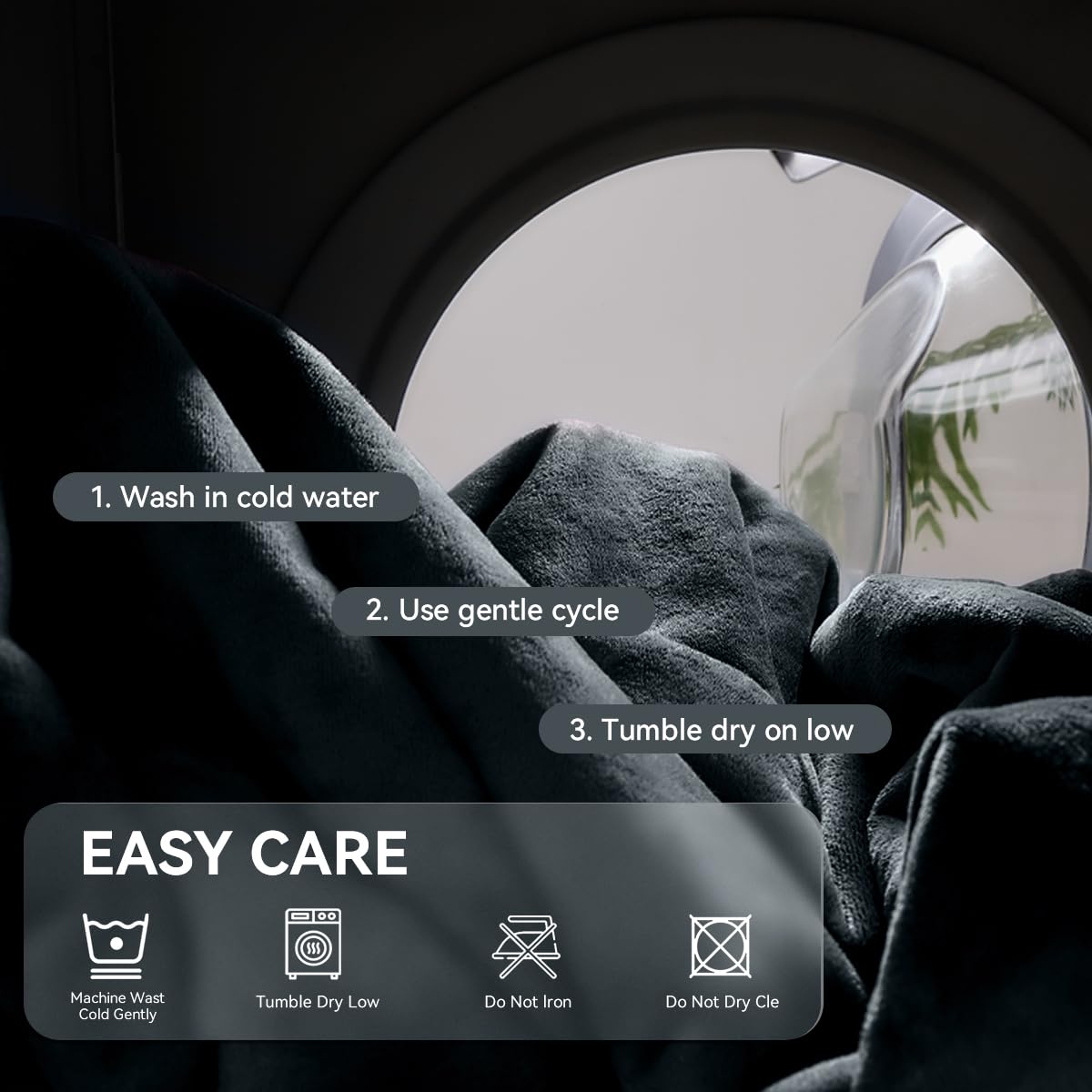 GROOSE blanket suitable for travel, light and easy to carry.