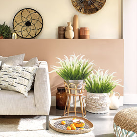 Grunyia UV-resistant outdoor flowers provide lasting color in sunlit spaces.