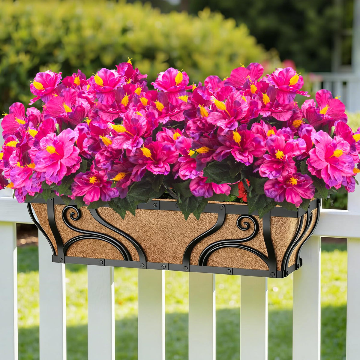 Grunyia outdoor hibiscus stems are flexible for easy arrangement in pots.