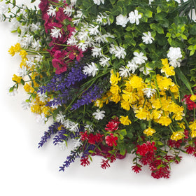 Grunyia UV-resistant flowers in sunlight demonstrate fade-free color and durability.