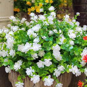 Grunyia UV-resistant faux flowers keep color bright in sun and rain
