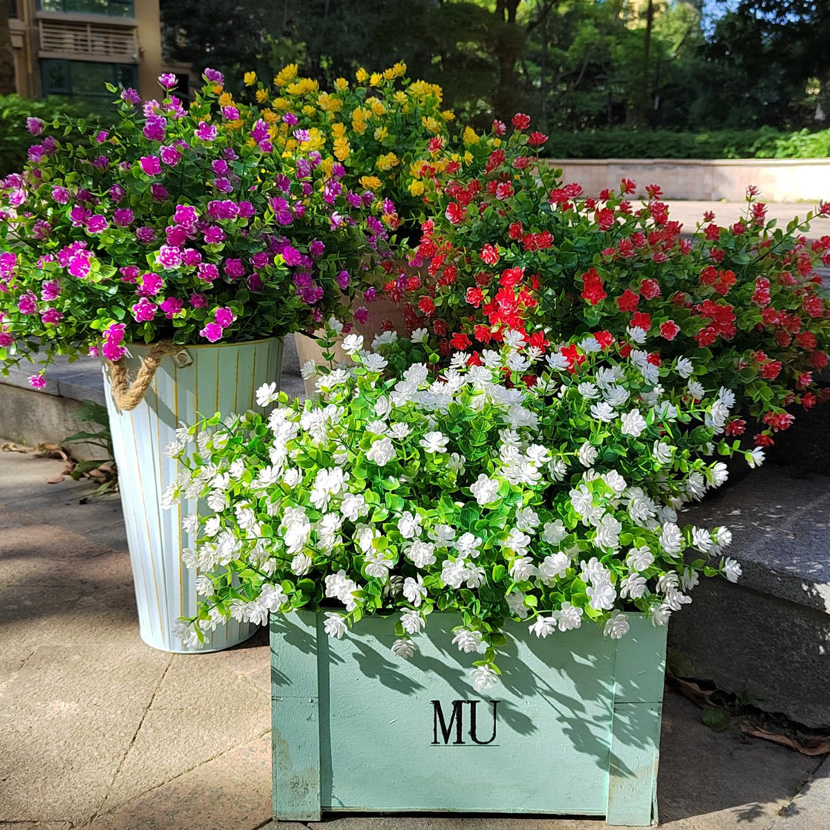 Grunyia durable, weather-resistant faux flowers for outdoor use