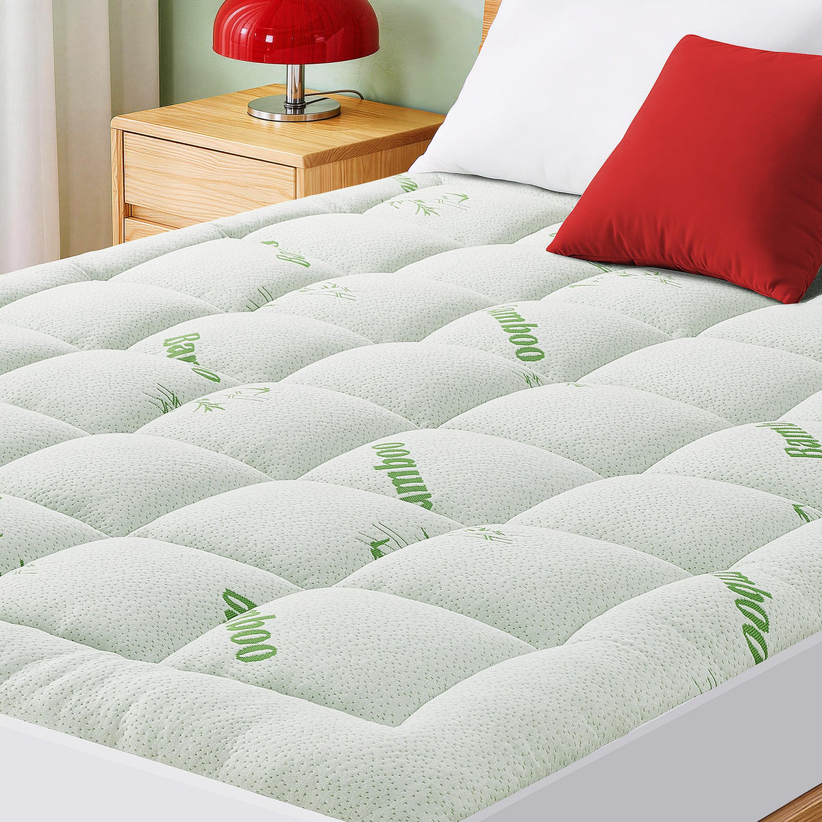 GRUSIGN twin mattress pad: soft-touch bamboo surface delivers cooling, breathable comfort.