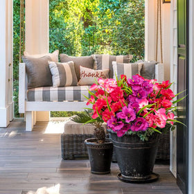 Guagb eight-flower bundle measures 15-7 inches for versatility.