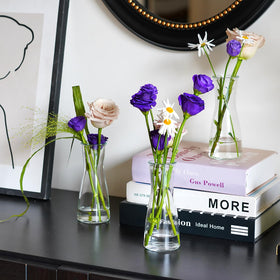 GUATTINE wedding and event decor ideas with bud vases