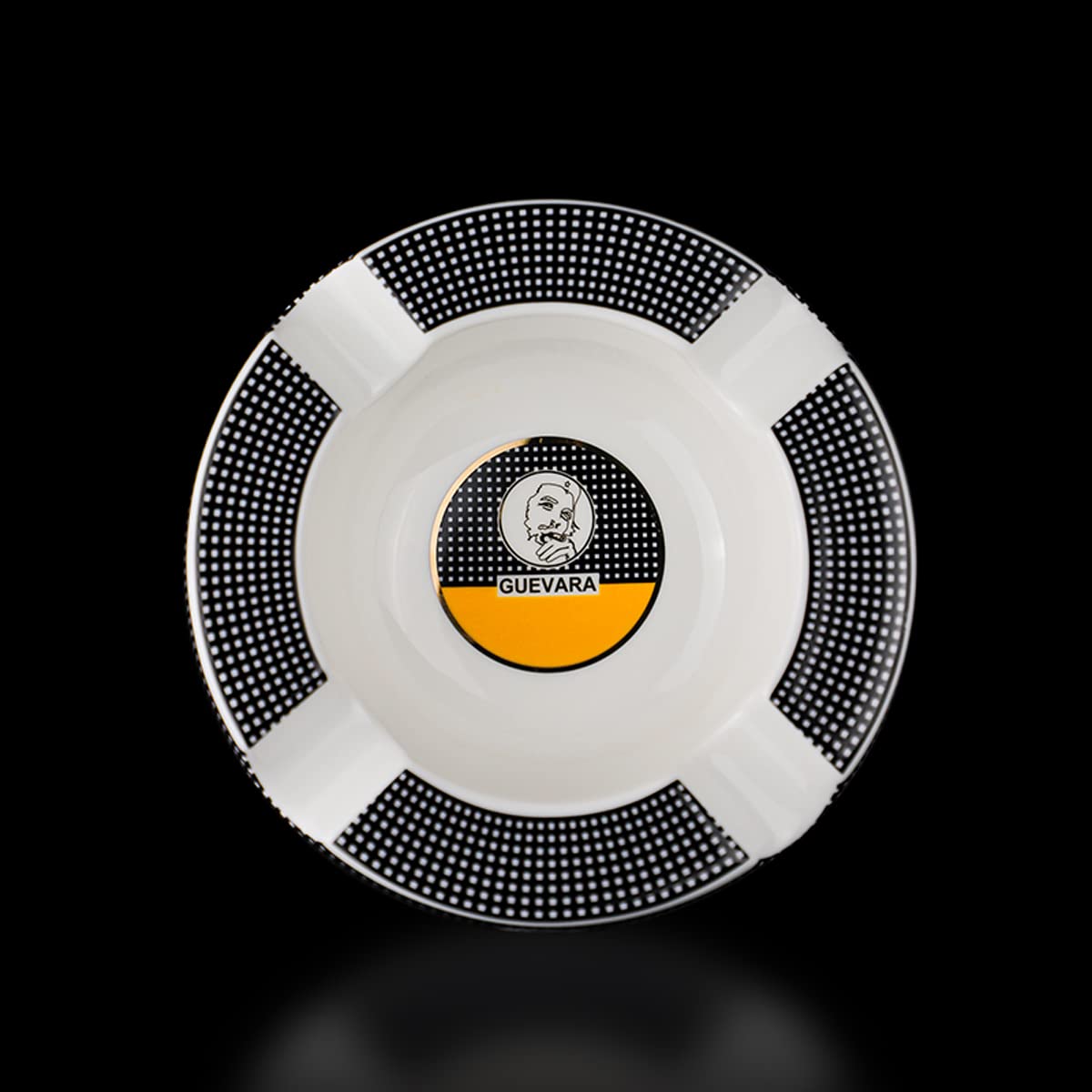 GUEVARA ashtray weighs 1.98 lb for sturdy feel on surfaces.