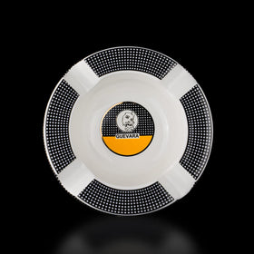 GUEVARA ashtray weighs 1.98 lb for sturdy feel on surfaces.