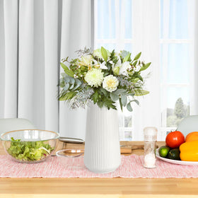 GUKJOB white ceramic vase dining table centerpiece, fits modern rustic spaces
