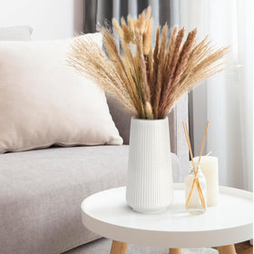 GUKJOB white ceramic vase glaze close-up, smooth finish adds elegance