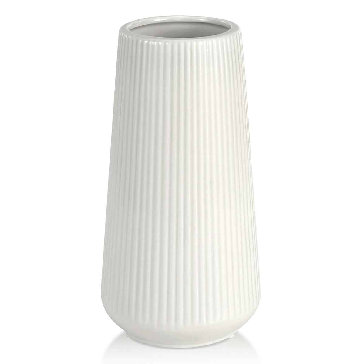 GUKJOB white ceramic vase with ribbed tall silhouette, perfect centerpiece for dining tables.