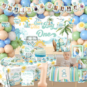 Gupesxu Surf theme backdrop as a stylish focal point for seaside celebrations.