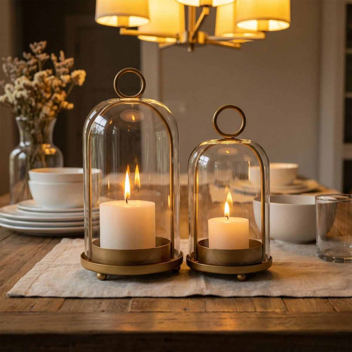 Hanging hook feature on the GYKLE lantern enables elevated display.