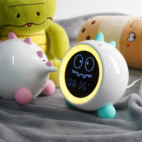 H-chin alarm clock is durable with dimmable night lighting