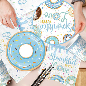 HAKOTI spiral decorations and cups provide convenient serving details.