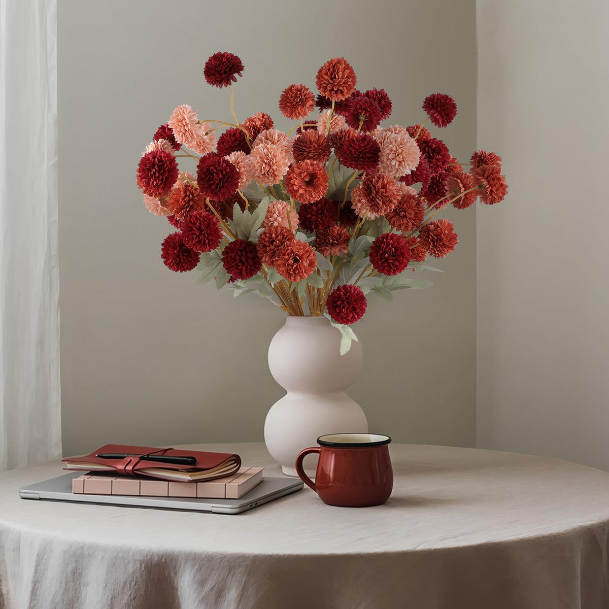 Hananona DIY-friendly mums enable creative centerpieces and home styling.