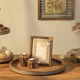 Hanobe round service tray makes a thoughtful gift idea