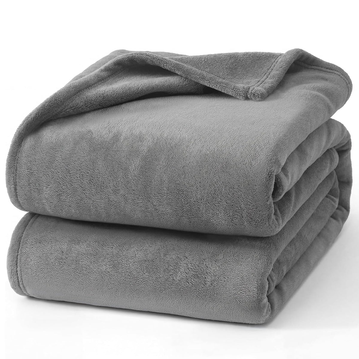 Hanssleep king-size gray fleece blanket folded on bed for warmth