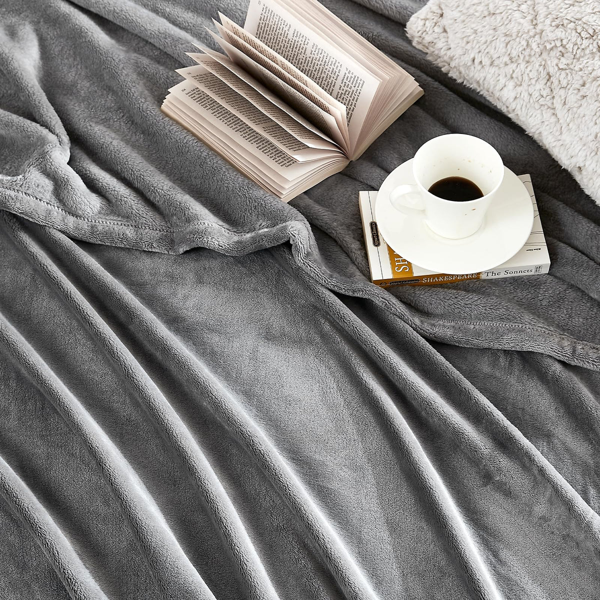 Hansleep lifetime guarantee card highlighting quality assurance