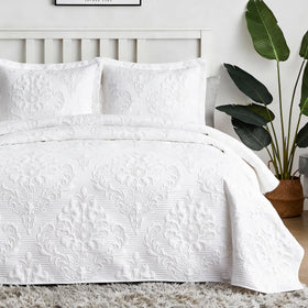 Hansleep white quilt queen size, front view, breathable microfiber for warm nights.