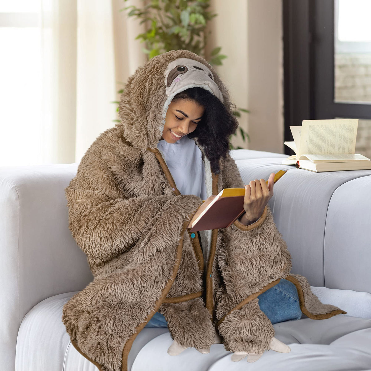 Happy Fuel cloaked design allows hands-free movement while staying warm.