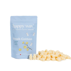Happy Wax Fresh Cotton bear closeup shows natural welcoming scent