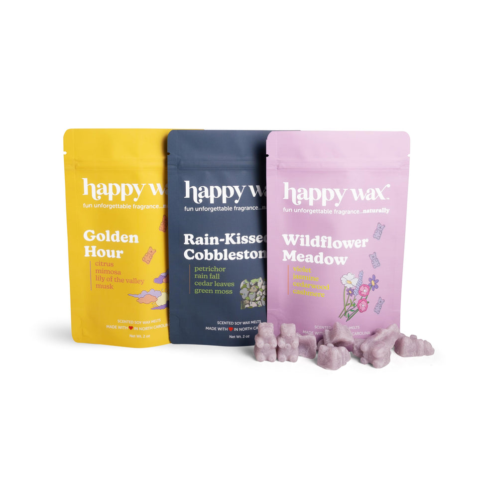 Happy Wax Fresh Spring Day Wildflower Meadow bear melt creates a cozy floral ambiance.
