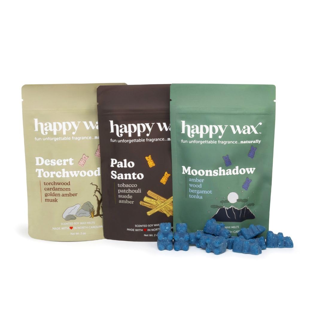 Happy Wax Wanderlust Palo Santo melt close-up showing bear-shaped design for a cozy warmer.