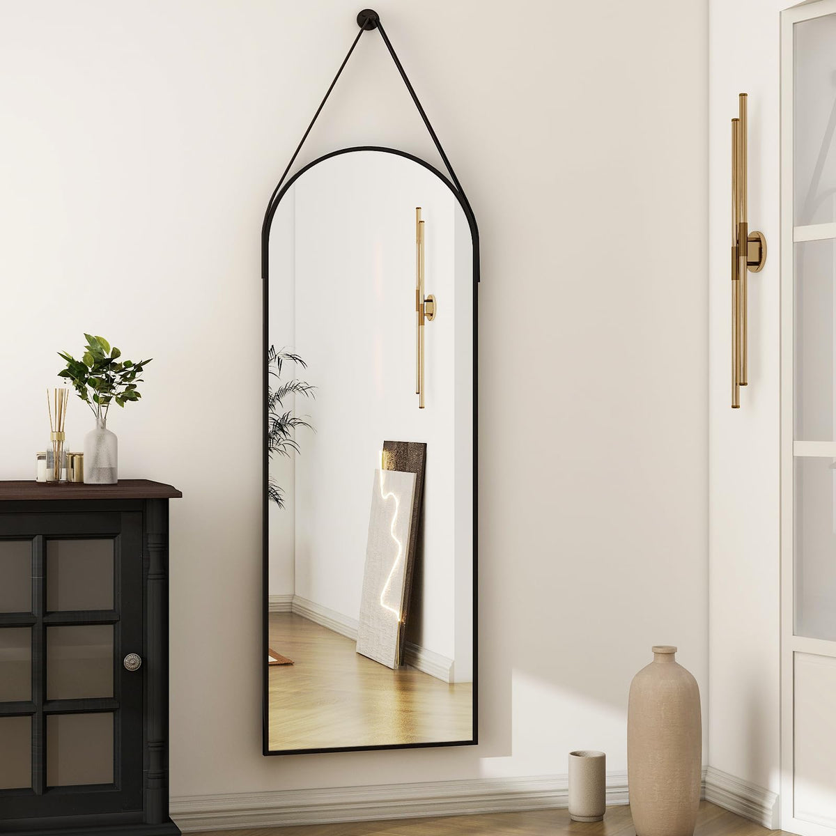 HARRITPURE full-length mirror with aluminum frame is durable and lightweight for mounting