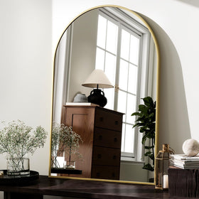 HARRITPURE gold arch mirror close up highlights refined frame