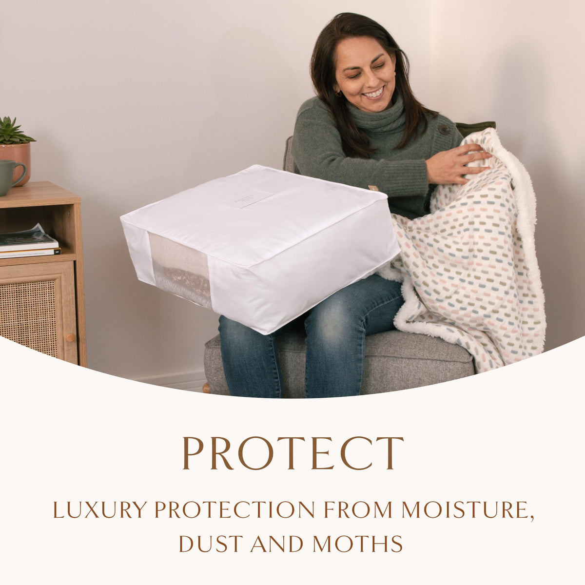 Hayden Hill moth-proof storage bag guards clothes during storage
