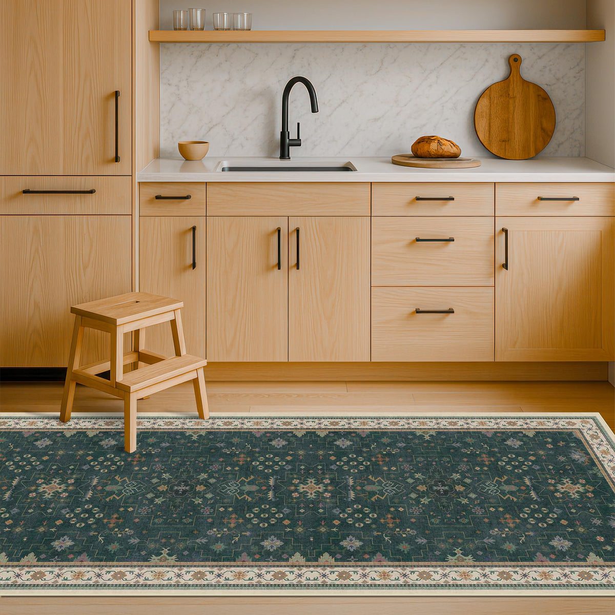 Hazo Haus non-slip back close-up — stable placement on smooth floors