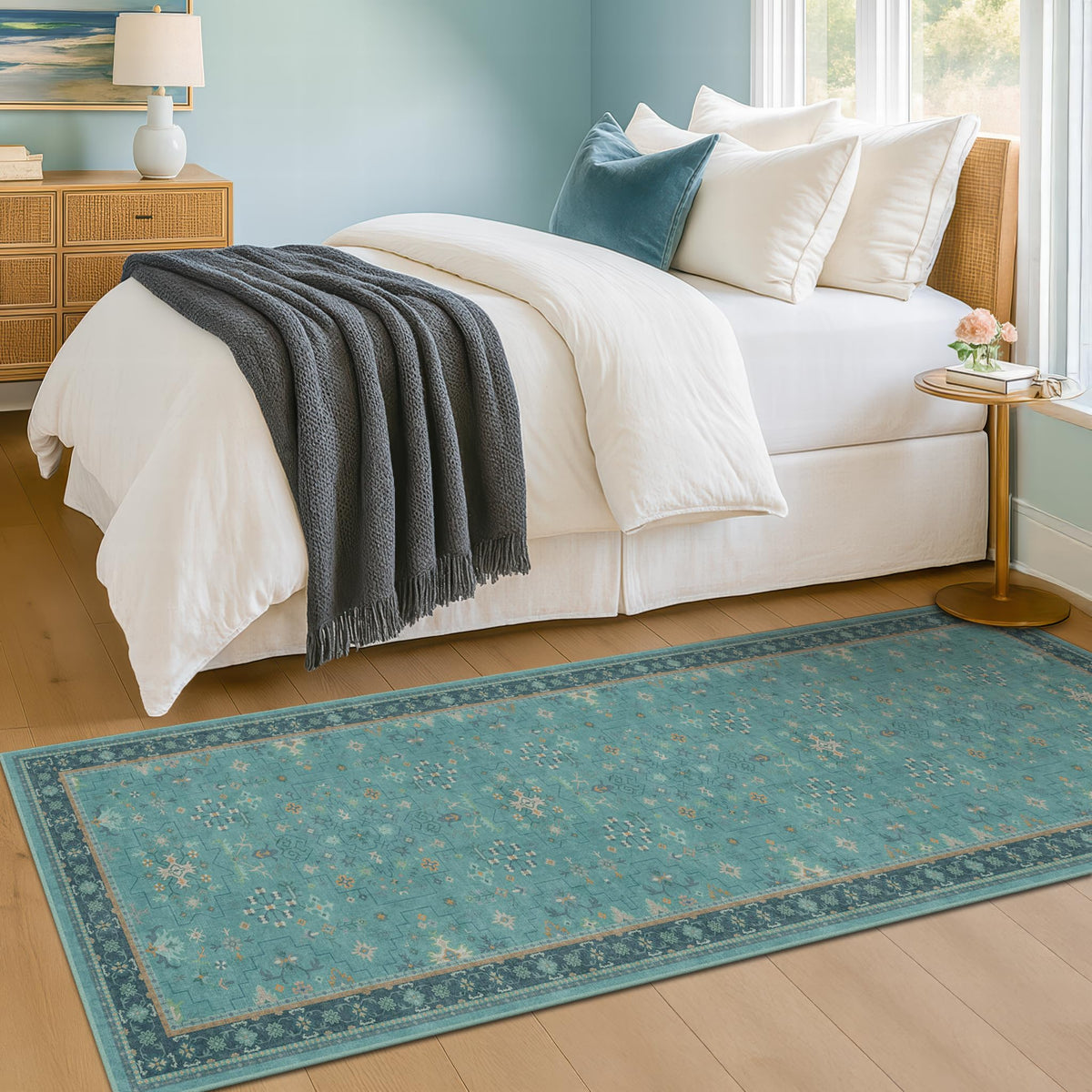 Hazo Haus durable fabric resists wear in high-traffic areas.