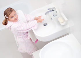 Hazzga retro white ceramic soap dish enhances bathroom decor with timeless style.
