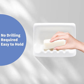 Hazzga ceramic dish resists water exposure for durable daily use.