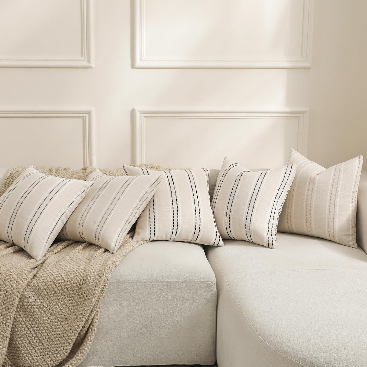 Hckot navy blue linen cover blends with bed or entryway seating.