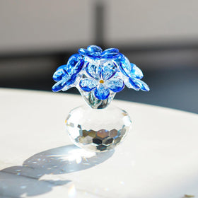 H&D HYALINE & DORA ideal gift for anniversaries, weddings, or special occasions.
