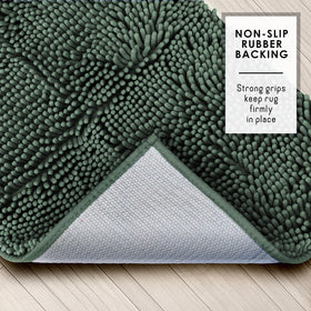 Hearth & Harbor small 17x24 inch rug suitable for compact bathrooms.