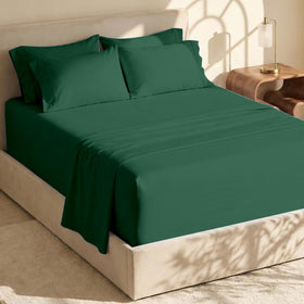 Hearth and Harbor deep-pocket fitted sheet on a bed with a secure fit