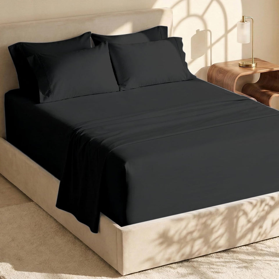 Hearth & Harbor extra deep-pocket fitted sheet secures tall king mattresses.
