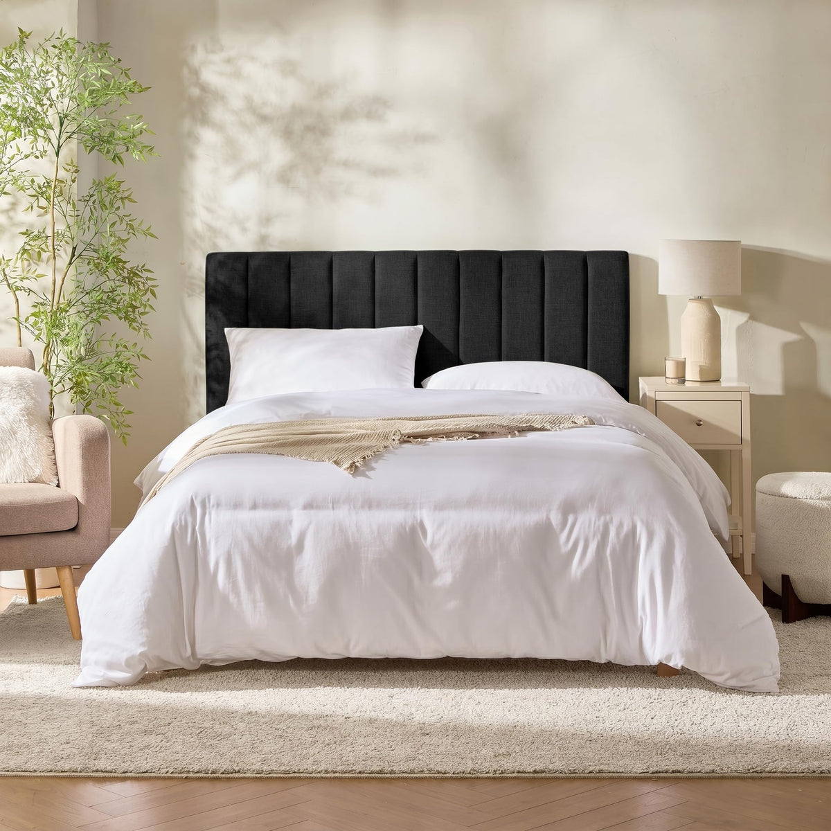 Hearth & Harbor soft foam-fill supports comfortable bed lounging.